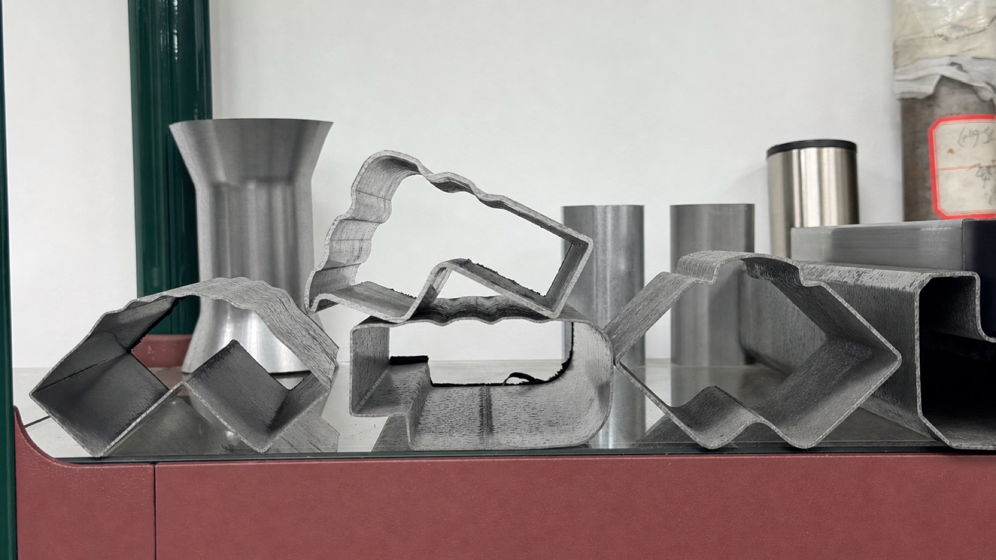 Wide range of standard and custom steel tube profiles